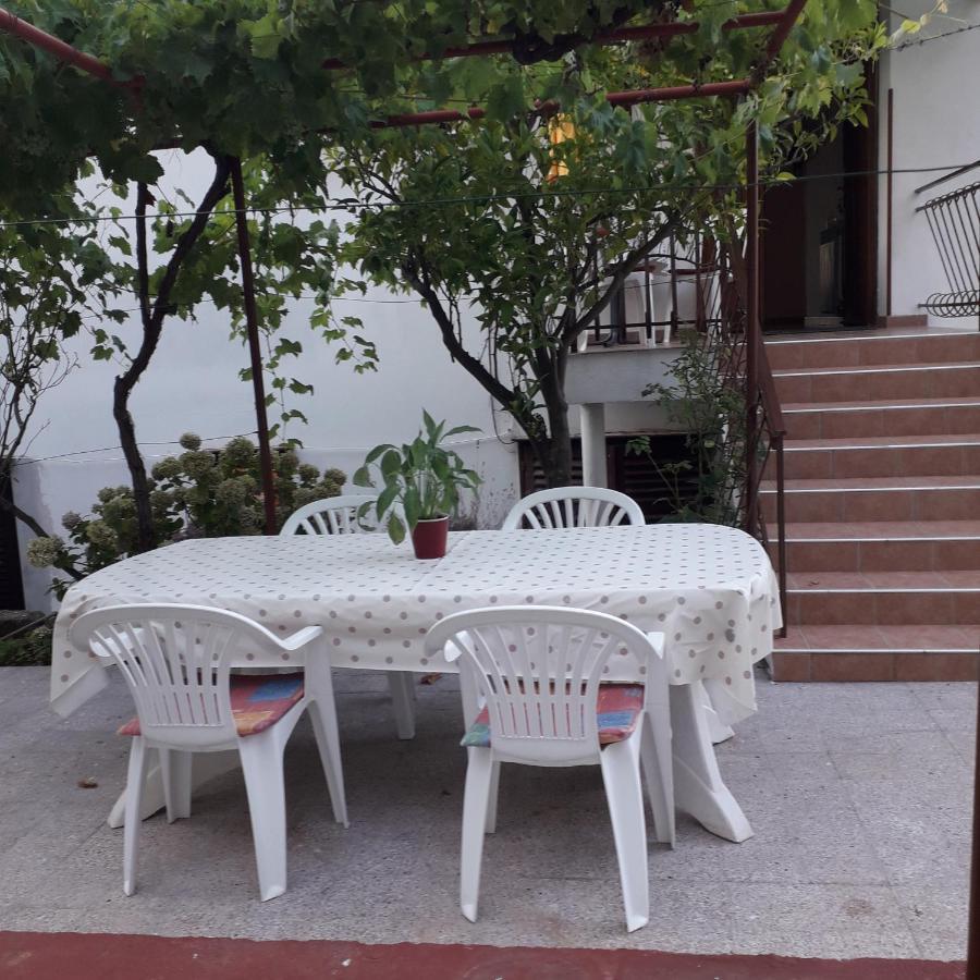 Soba Ivanka Mali Lošinj Esterno foto